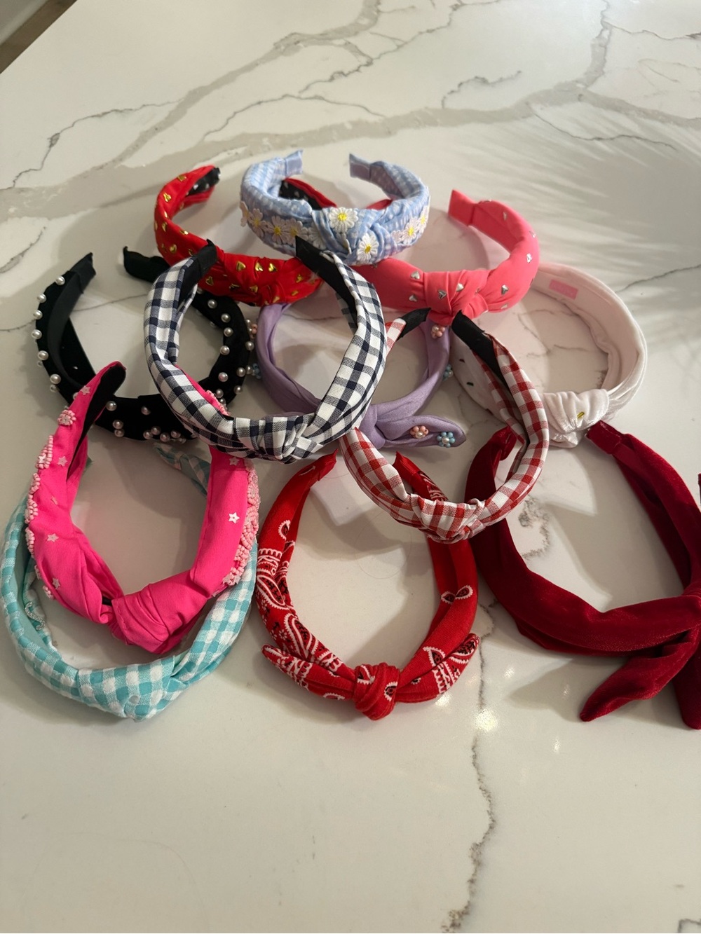 Lot Of 12 Assorted Hair Headbands In Excellent Condition